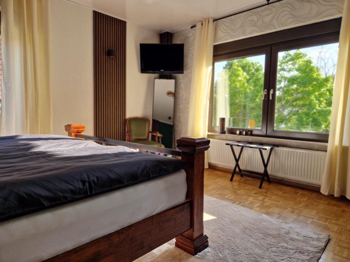 Ferienwohnung Waldliebe Hinterweidenthal エクステリア 写真